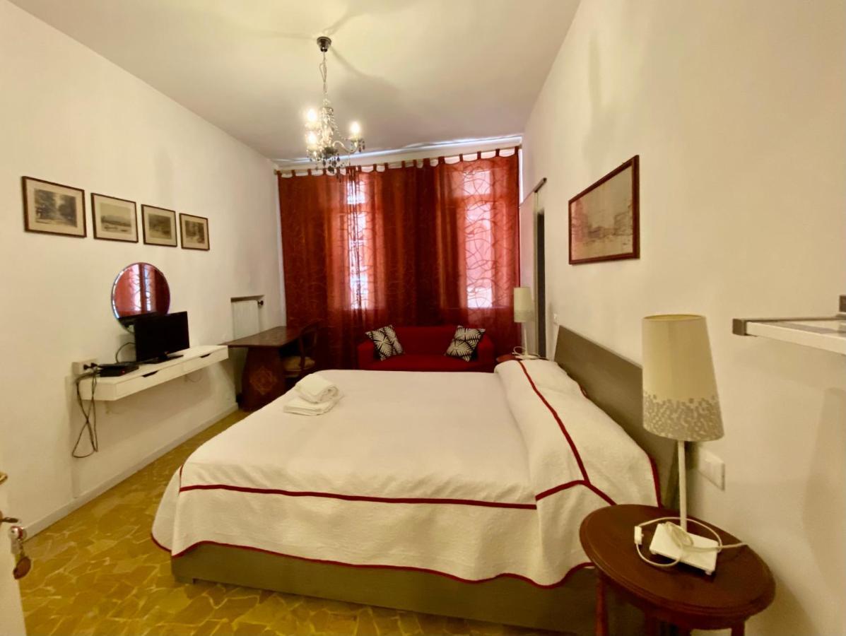 Le Repubbliche Marinare Guest House Венеція Екстер'єр фото